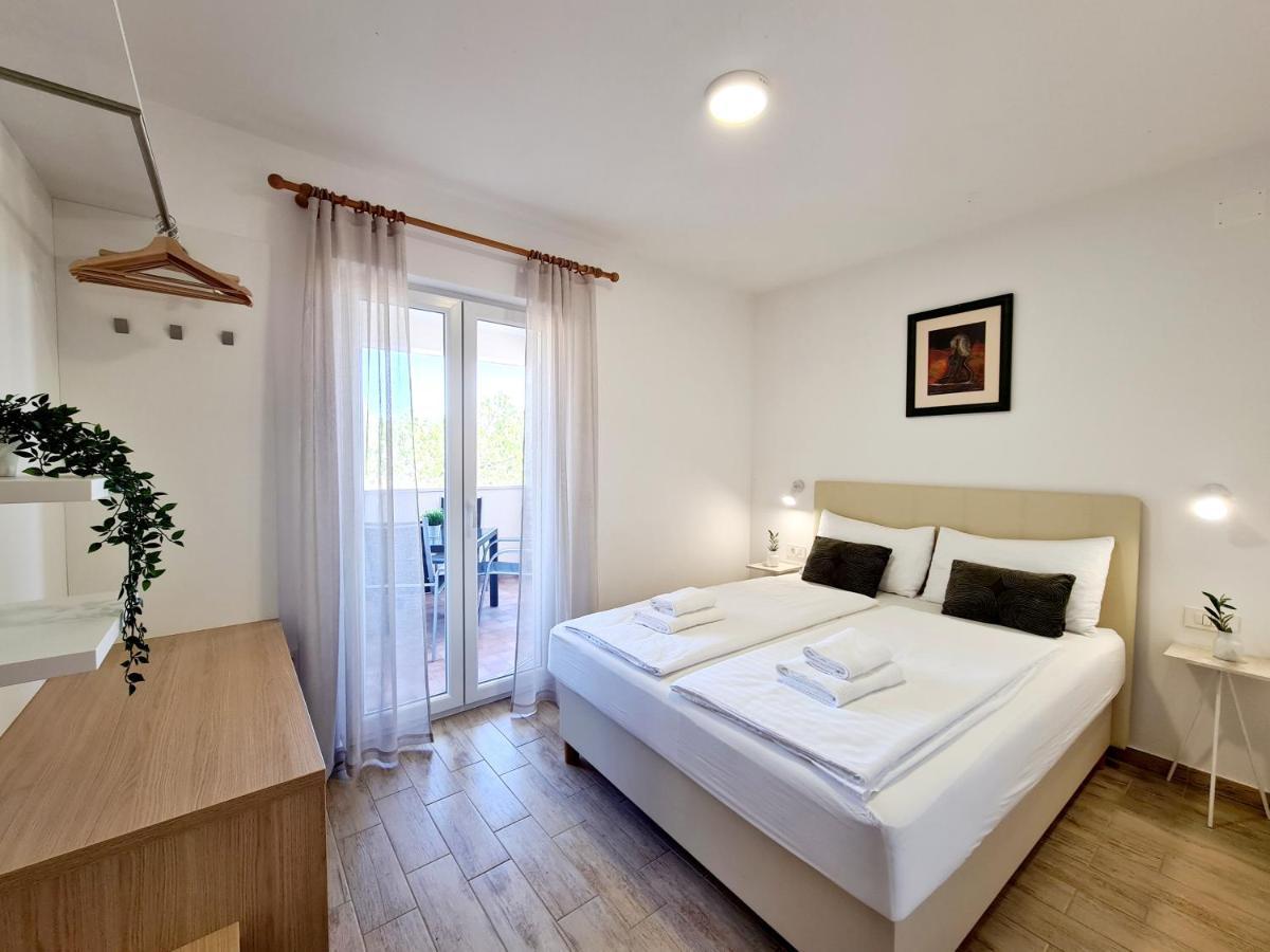 Orkula Apartments Pašman Exterior foto